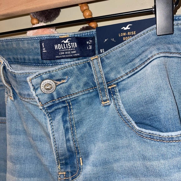 Hollister Low Rise Boot Cut Jeans  size 9S  W29 L30 NWT - Picture 3 of 4